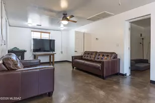 802 E Silverlake Rd, Tucson, AZ 85713 - Photo 46