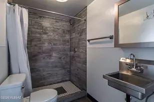 802 E Silverlake Rd, Tucson, AZ 85713 - Photo 32