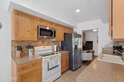 307 N Calle De Las Profetas, Green Valley, AZ 85614 - Photo 6