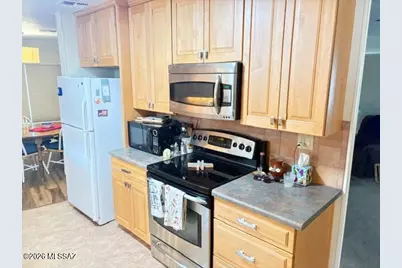 5851 W Circle Z Street, Tucson, AZ 85713 - Photo 8