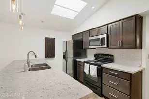 997 W Paria Ln, Tucson, AZ 85704 - Photo 4