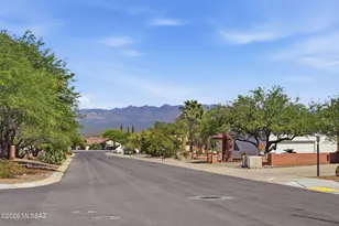 490 S Corte Del Poeta, Green Valley, AZ 85614 - Photo 48
