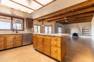 7164 N Cathedral Rock Pl, Tucson, AZ 85718 - Photo 12