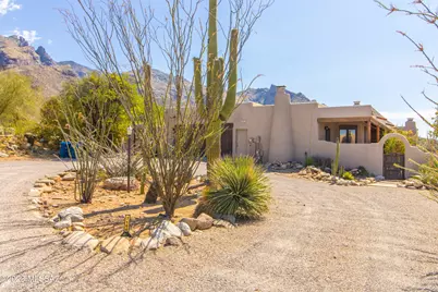 7164 N Cathedral Rock Place, Tucson, AZ 85718 - Photo 2