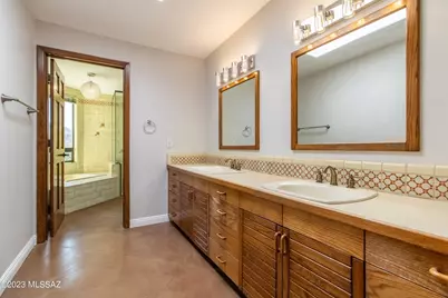 7164 N Cathedral Rock Place, Tucson, AZ 85718 - Photo 30