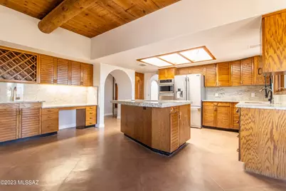 7164 N Cathedral Rock Place, Tucson, AZ 85718 - Photo 6