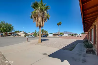 3725 W Brambly Drive, Tucson, AZ 85741 - Photo 4