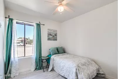 3725 W Brambly Drive, Tucson, AZ 85741 - Photo 12