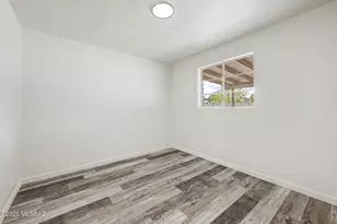246 E President St, Tucson, AZ 85714 - Photo 10