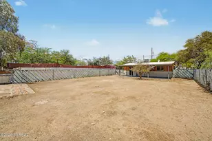 246 E President St, Tucson, AZ 85714 - Photo 18
