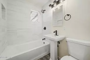 246 E President St, Tucson, AZ 85714 - Photo 12