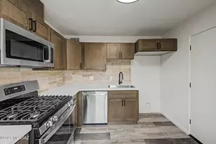 246 E President St, Tucson, AZ 85714 - Photo 2