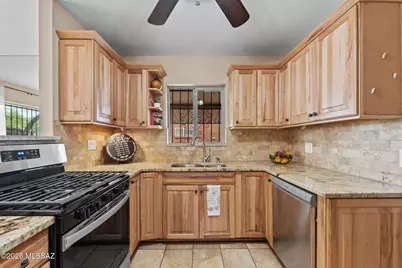 912 S Jefferson Avenue, Tucson, AZ 85711 - Photo 18