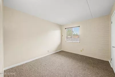 55 N Cherry Avenue #114, Tucson, AZ 85719 - Photo 6