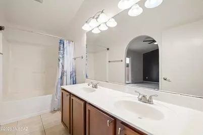 7699 S Zircon Crystal Drive, Tucson, AZ 85747 - Photo 30