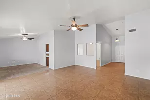 7699 S Zircon Crystal Dr, Tucson, AZ 85747 - Photo 14