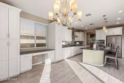 7235 W Secret Bluff Pass, Marana, AZ 85658 - Photo 10