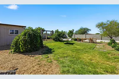 7390 N Dickinson Place, Tucson, AZ 85741 - Photo 2
