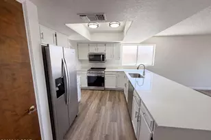 1610 S Burning Tree Ave, Tucson, AZ 85710 - Photo 2