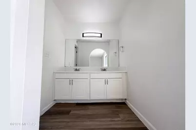 1610 S Burning Tree Avenue, Tucson, AZ 85710 - Photo 6