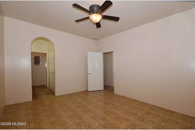 5784 W Treasure Point Place, Tucson, AZ 85713 - Photo 22
