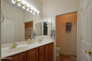 5784 W Treasure Point Pl, Tucson, AZ 85713 - Photo 24