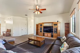 6592 W Sydney Ct, Tucson, AZ 85757 - Photo 14