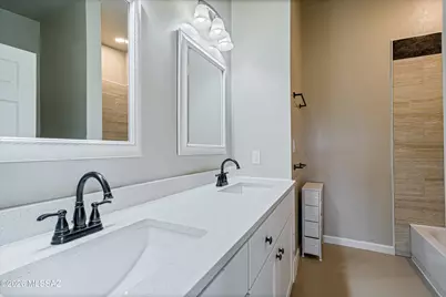17501 S Wilmot Road, Sahuarita, AZ 85629 - Photo 24