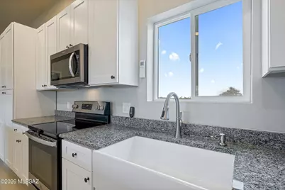 17501 S Wilmot Road, Sahuarita, AZ 85629 - Photo 10