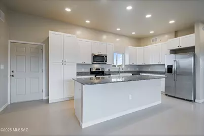 17501 S Wilmot Road, Sahuarita, AZ 85629 - Photo 8