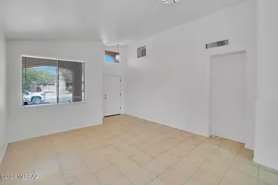 8874 S Desert Valley Way, Tucson, AZ 85747 - Photo 4