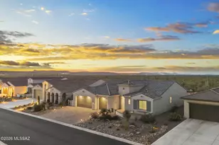 2333 E Copper Vly Wy, Green Valley, AZ 85614 - Photo 6