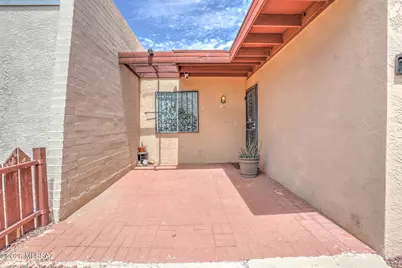 5015 E Adams Street, Tucson, AZ 85712 - Photo 2