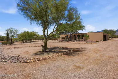 3735 N Gunnison Drive, Tucson, AZ 85749 - Photo 4