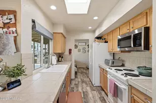 3735 N Gunnison Dr, Tucson, AZ 85749 - Photo 20