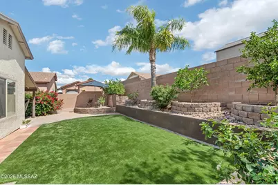 8806 E Chimney Spring, Tucson, AZ 85747 - Photo 2