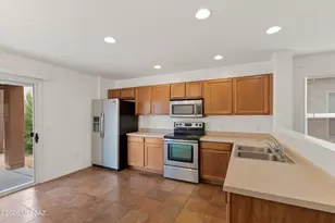 7058 S Brickellbush Ln, Tucson, AZ 85756 - Photo 10