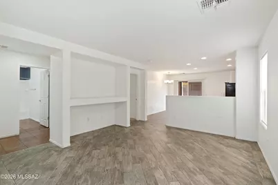 7058 S Brickellbush Lane, Tucson, AZ 85756 - Photo 6