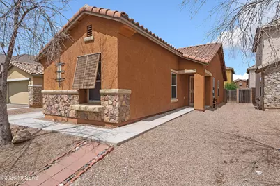 7058 S Brickellbush Lane, Tucson, AZ 85756 - Photo 2