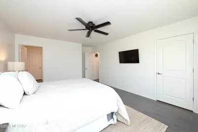8546 W Finch Lane, Tucson, AZ 85757 - Photo 10