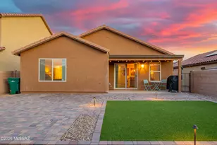 8546 W Finch Ln, Tucson, AZ 85757 - Photo 4