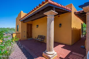 778 E Well Rock Pl, Green Valley, AZ 85614 - Photo 10