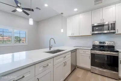2042 E River Road #204, Tucson, AZ 85718 - Photo 20