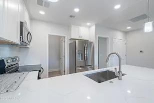2042 E River Rd, Tucson, AZ 85718 - Photo 14