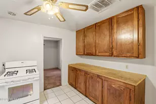 943 W Calle Garcia, Tucson, AZ 85706 - Photo 8