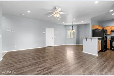 8647 E Placita De Las Tarascas, Tucson, AZ 85710 - Photo 6
