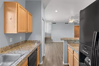 8647 E Placita De Las Tarascas, Tucson, AZ 85710 - Photo 8