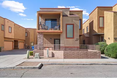 8647 E Placita De Las Tarascas, Tucson, AZ 85710 - Photo 2