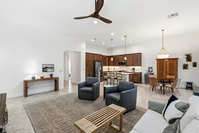 2428 E Lost Ranch Trail, Green Valley, AZ 85614 - Photo 12