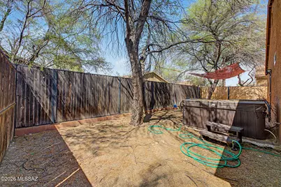 409 E Geronimo Bluff Loop, Tucson, AZ 85705 - Photo 36